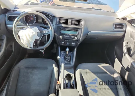 2015 Volkswagen Jetta Se z USA, uszkodzony, nr VIN 3VWD17AJ5FM287269